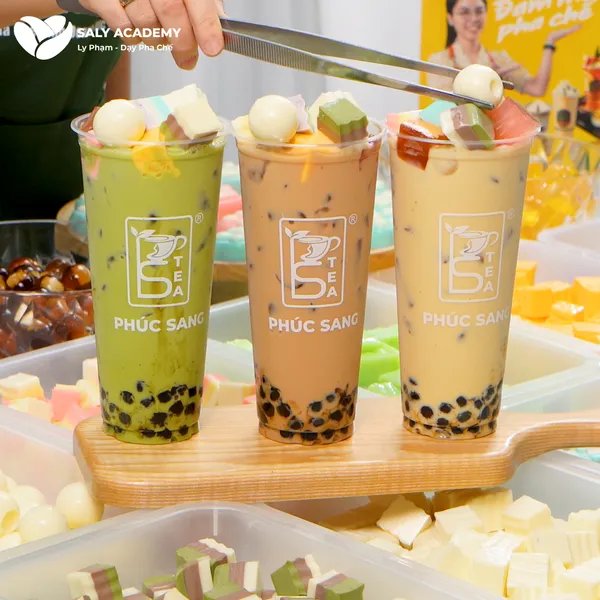 Trà sữa topping tại Saly Academy